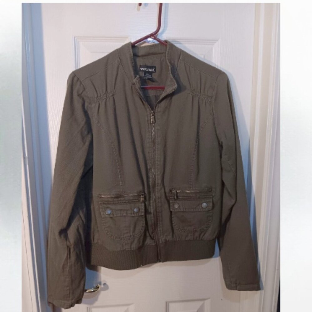 Wet seal military green zip up lined jacket with pockets and zipper accent Large